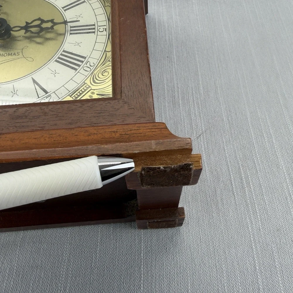 Seth Thomas Exeter Mantel Clock Westminster Chime‎ 8-Day Keywound Wood Case